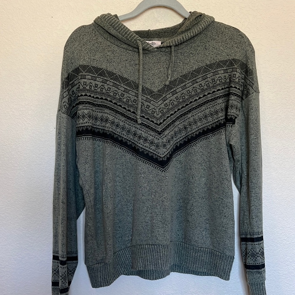 T-shirt hoodie